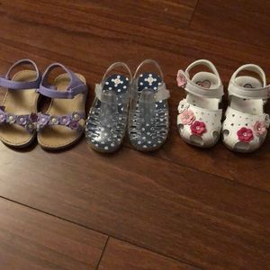 Size 4T sandals baby girl